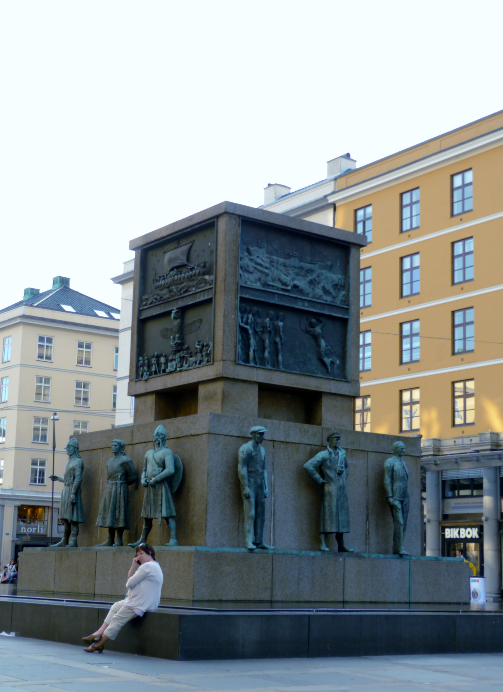 Sailor's Monument