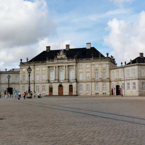 Amalienborg Palace, Дания