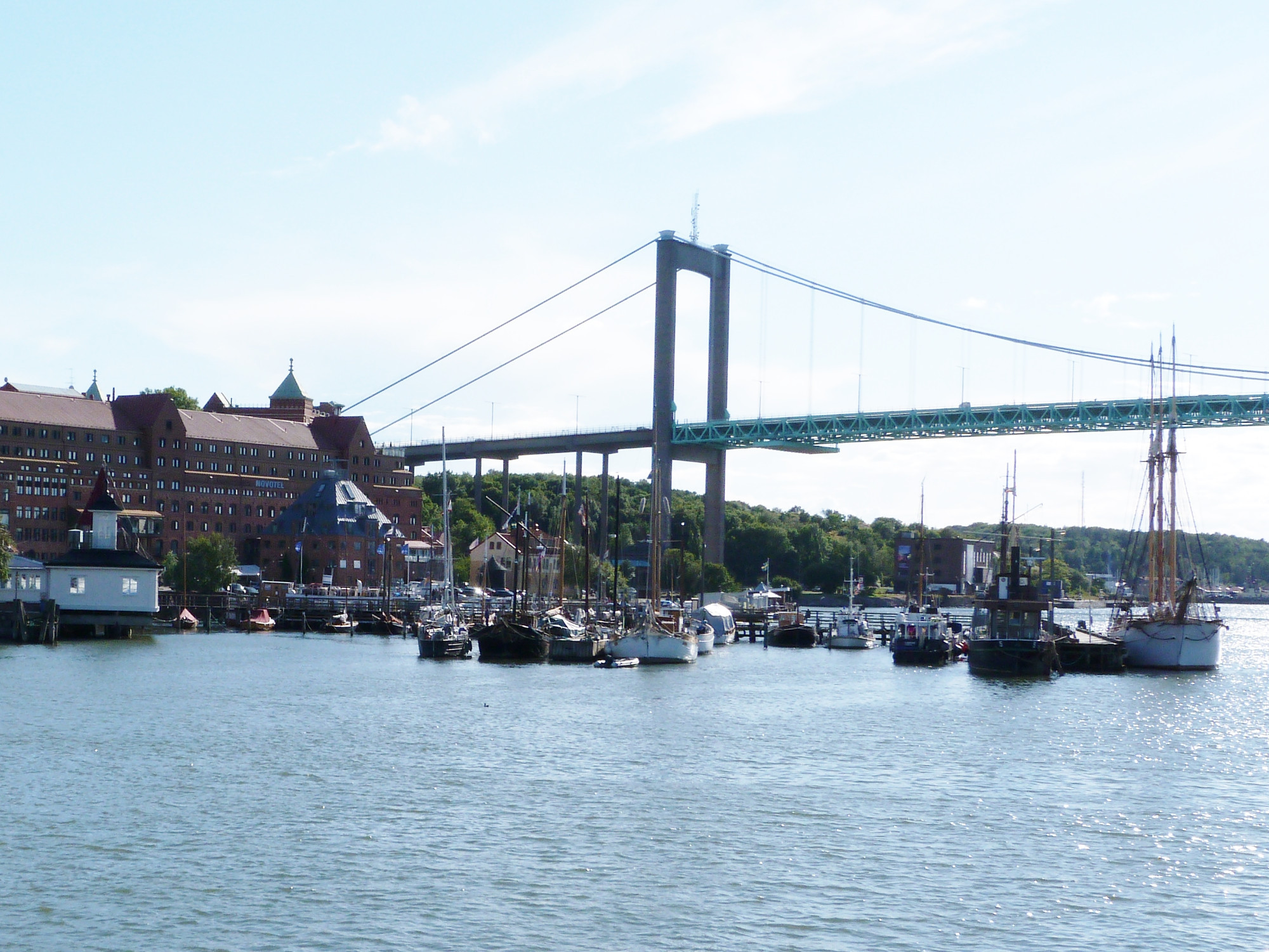 Avsborgsbron Bridge