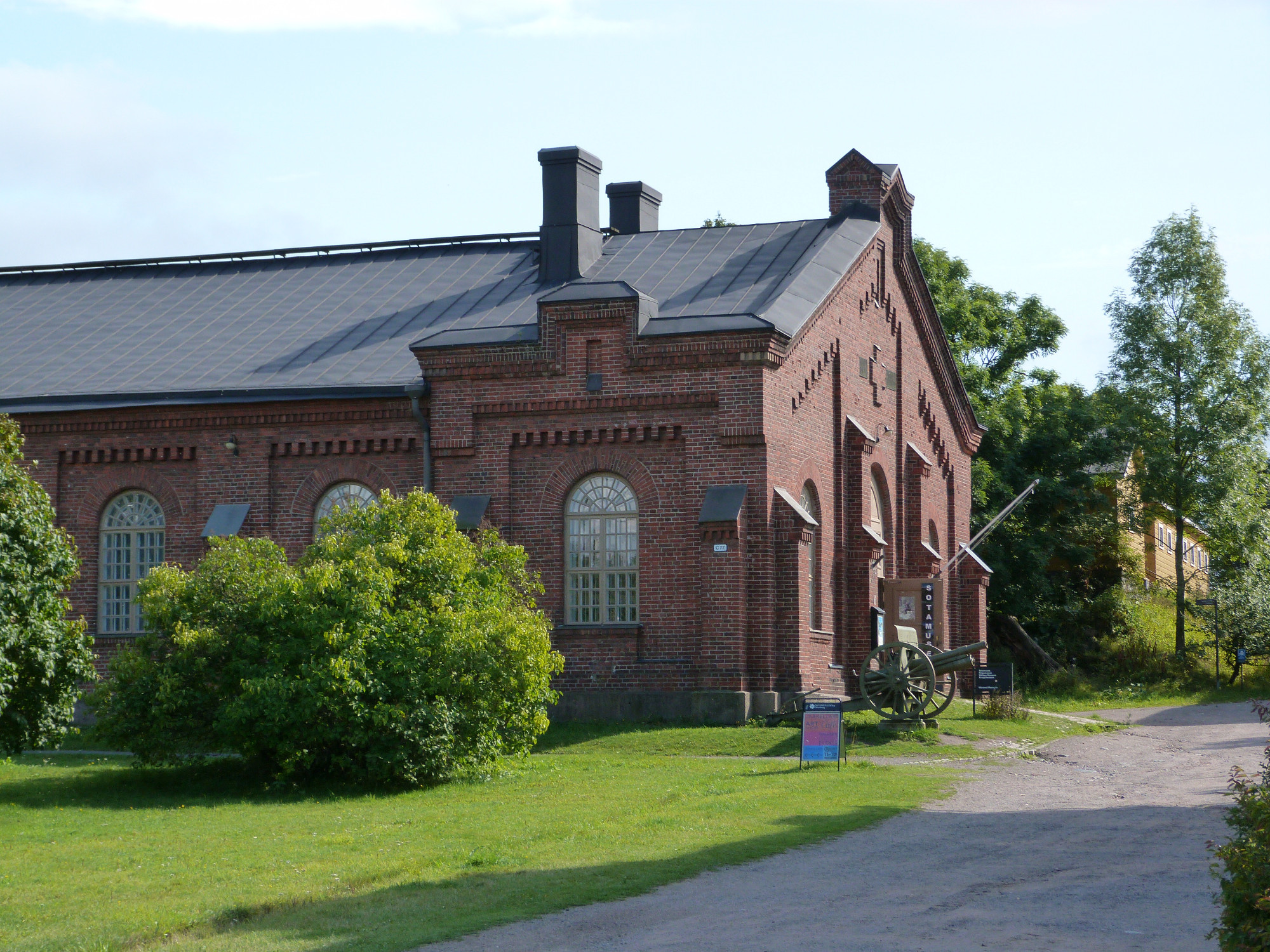 lMilitery Museum