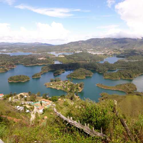 Peñol-Guatapé Reservoir