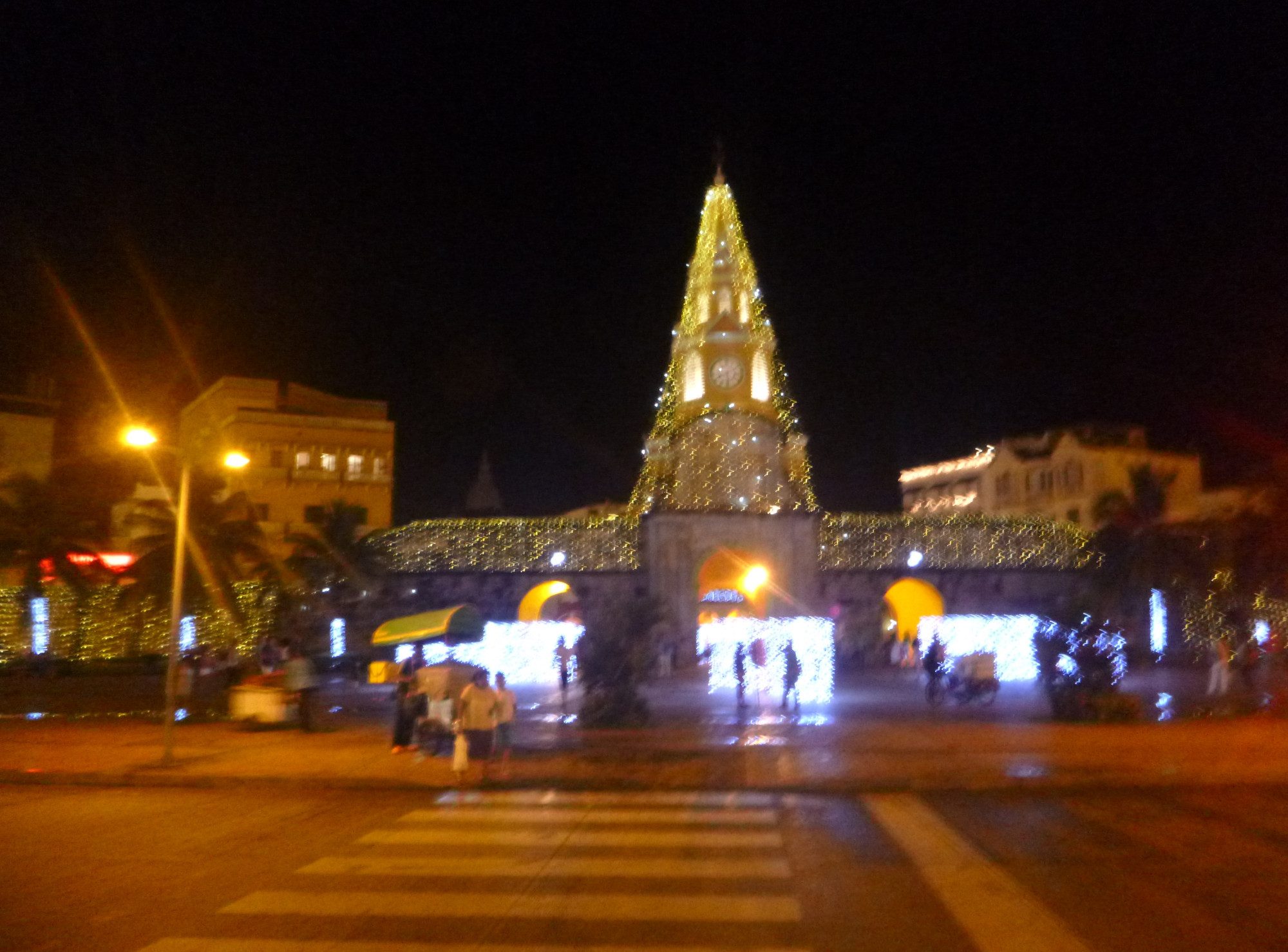 Puerta del Reloj Map by night