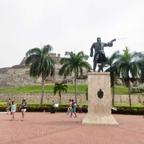 Statue of Blas de Lezo (with amputated arm and leg) in front of the castle of San Felipe de Barajas in Cartagena,