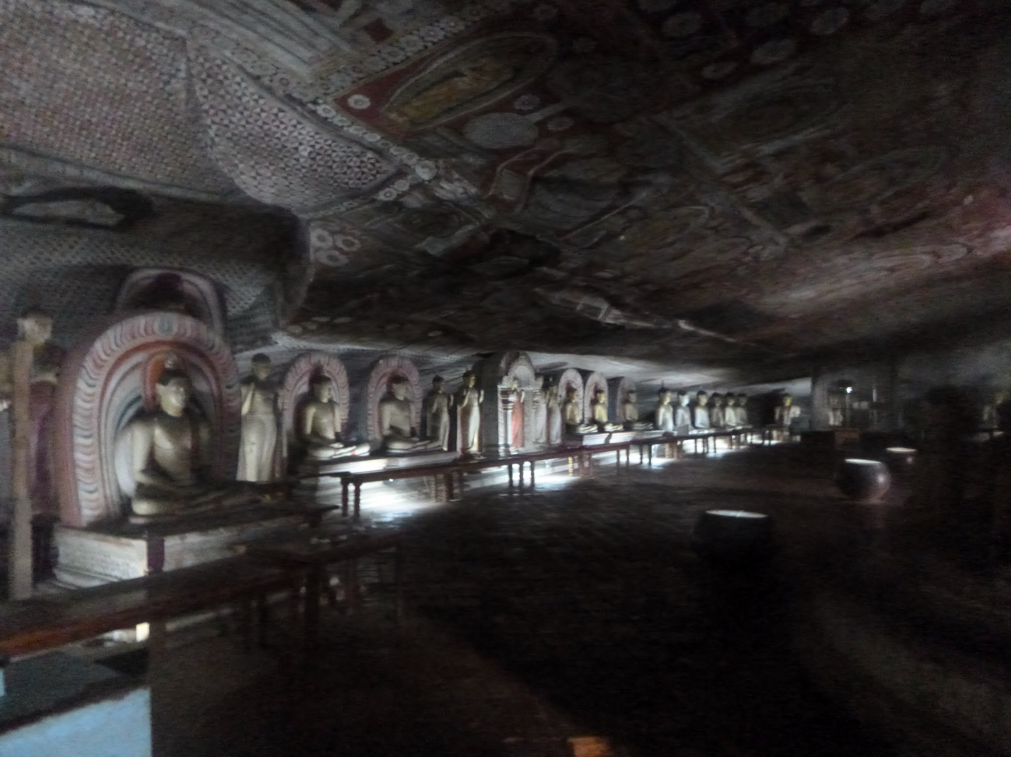 Rangiri Dambulla Cave Temple