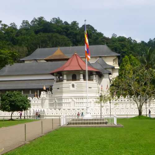 Temple Of The Tooth Royal Palace, Sri Lanka