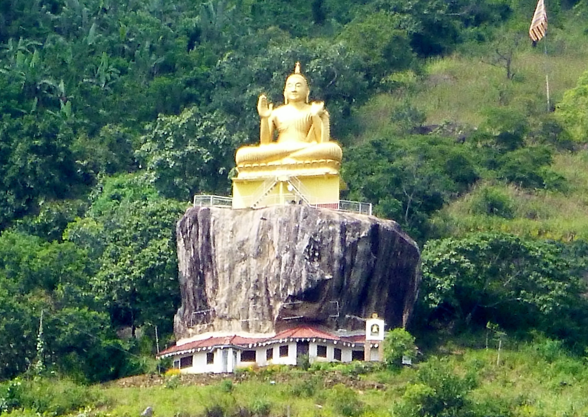 Aluviharaya Rock Cave Temple, Sri Lanka