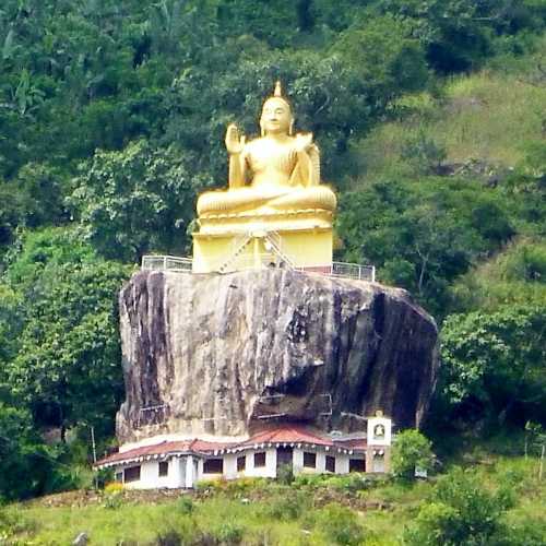 Aluviharaya Rock Cave Temple, Sri Lanka