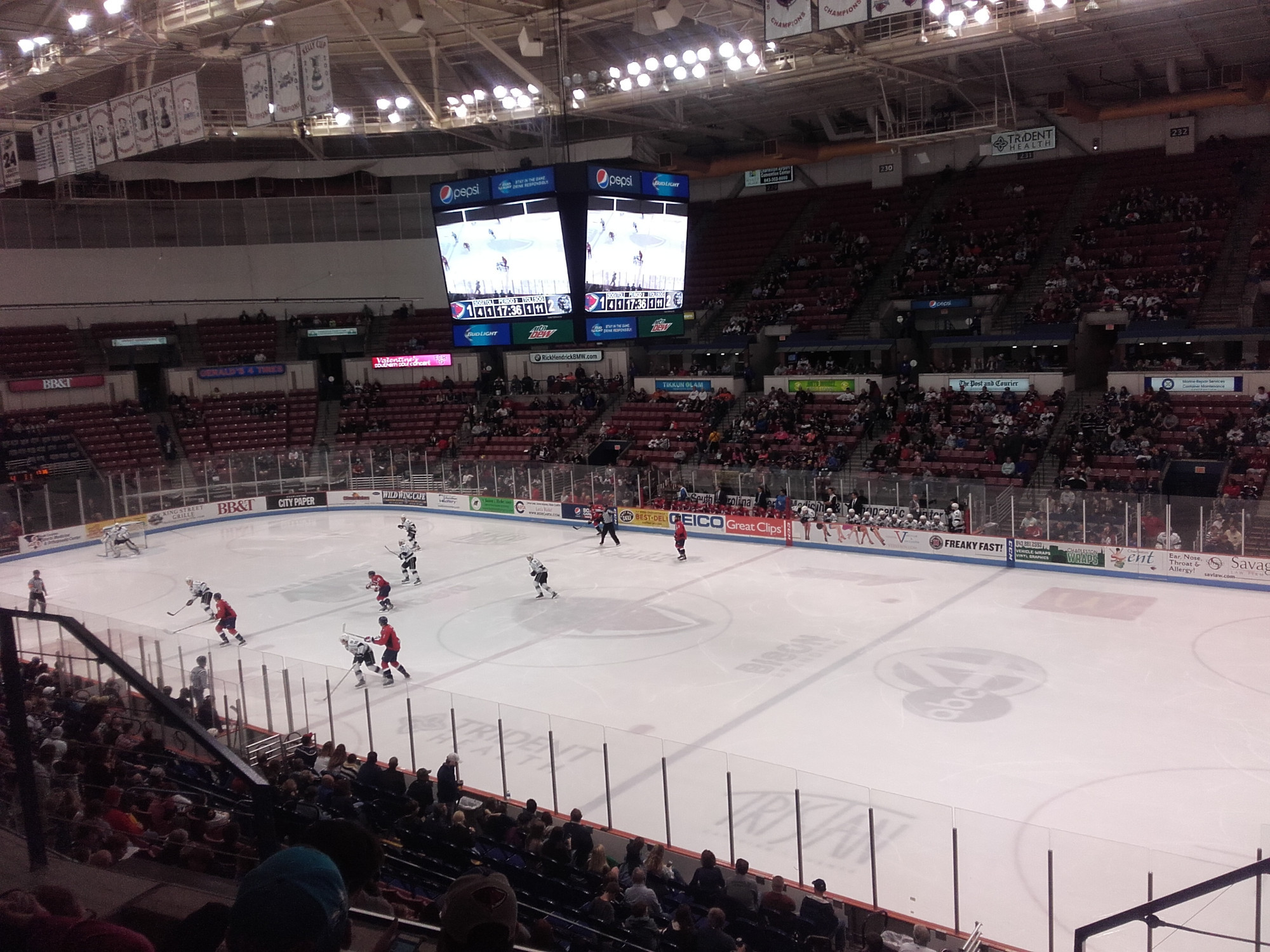 North Charleston Coliseum, США