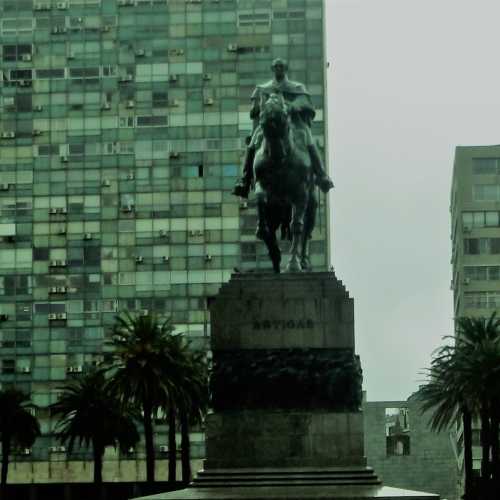 Plaza Independecia, Uruguay