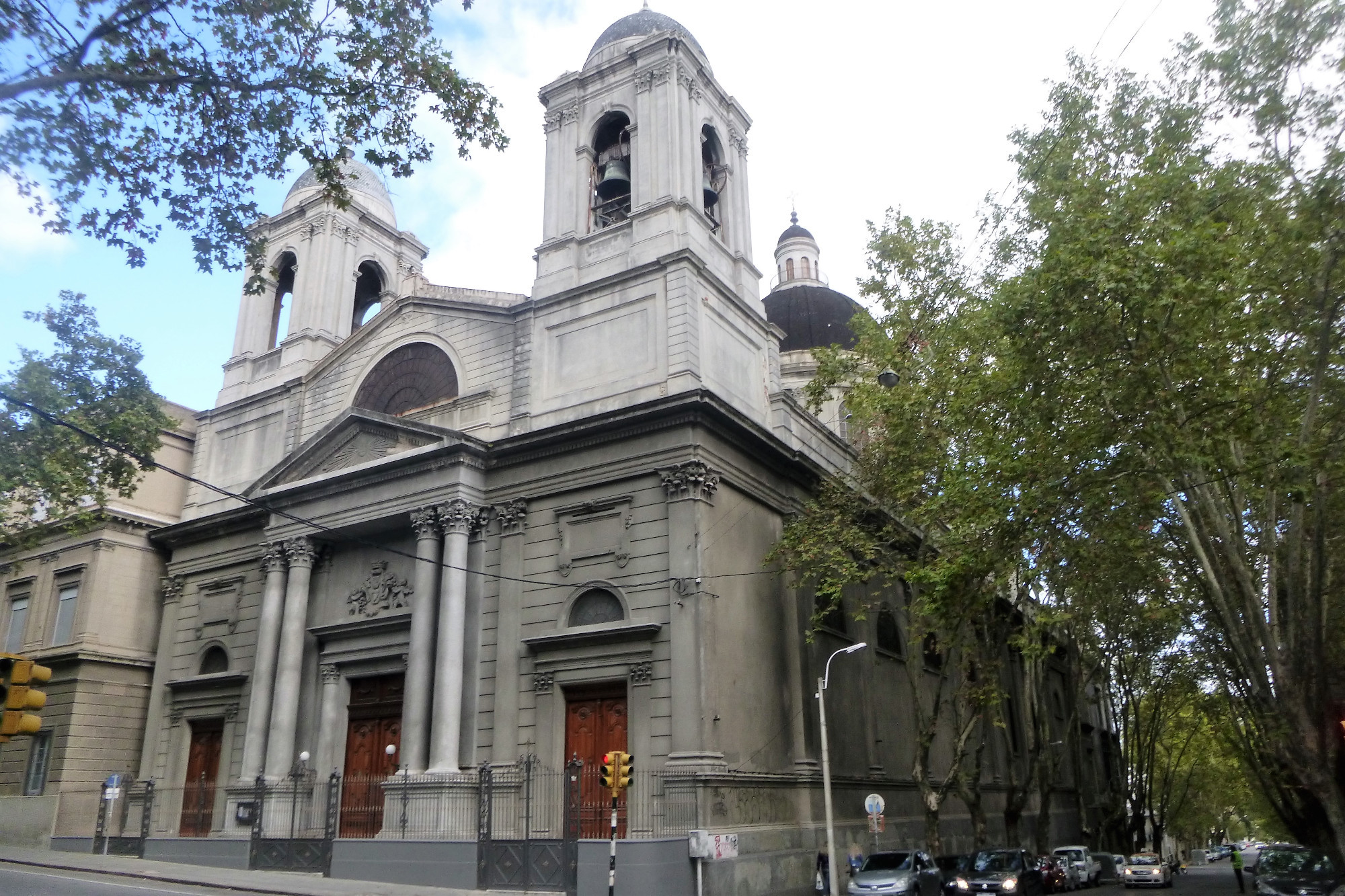 Ave De Julio 18, Уругвай