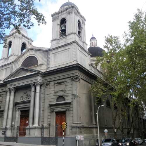 Ave De Julio 18, Уругвай