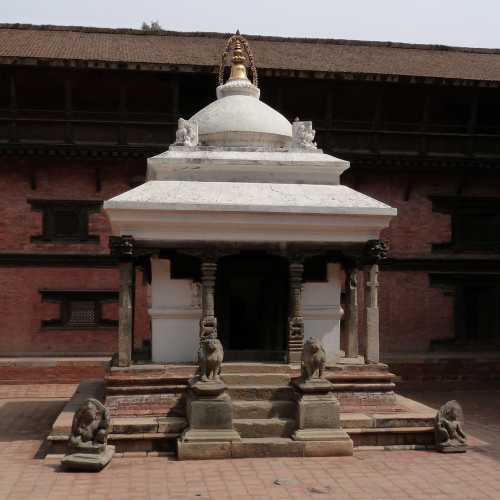 Keshav Narayan Chowk Royal Palace Complex