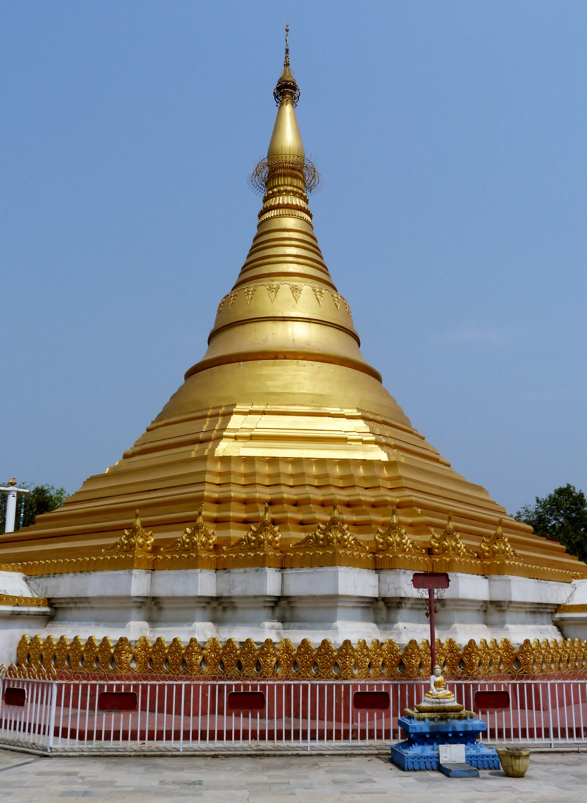 Sri Lankan Monastery, Непал