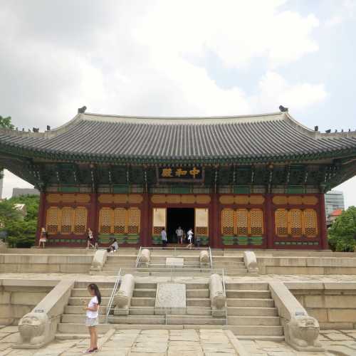 Deouksugung Palace, South Korea
