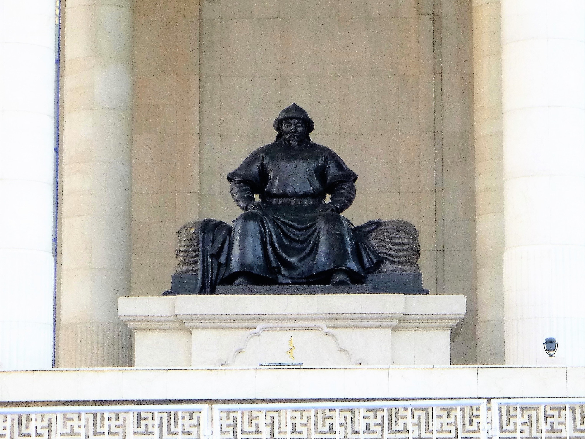 Ögedei Khan Statue