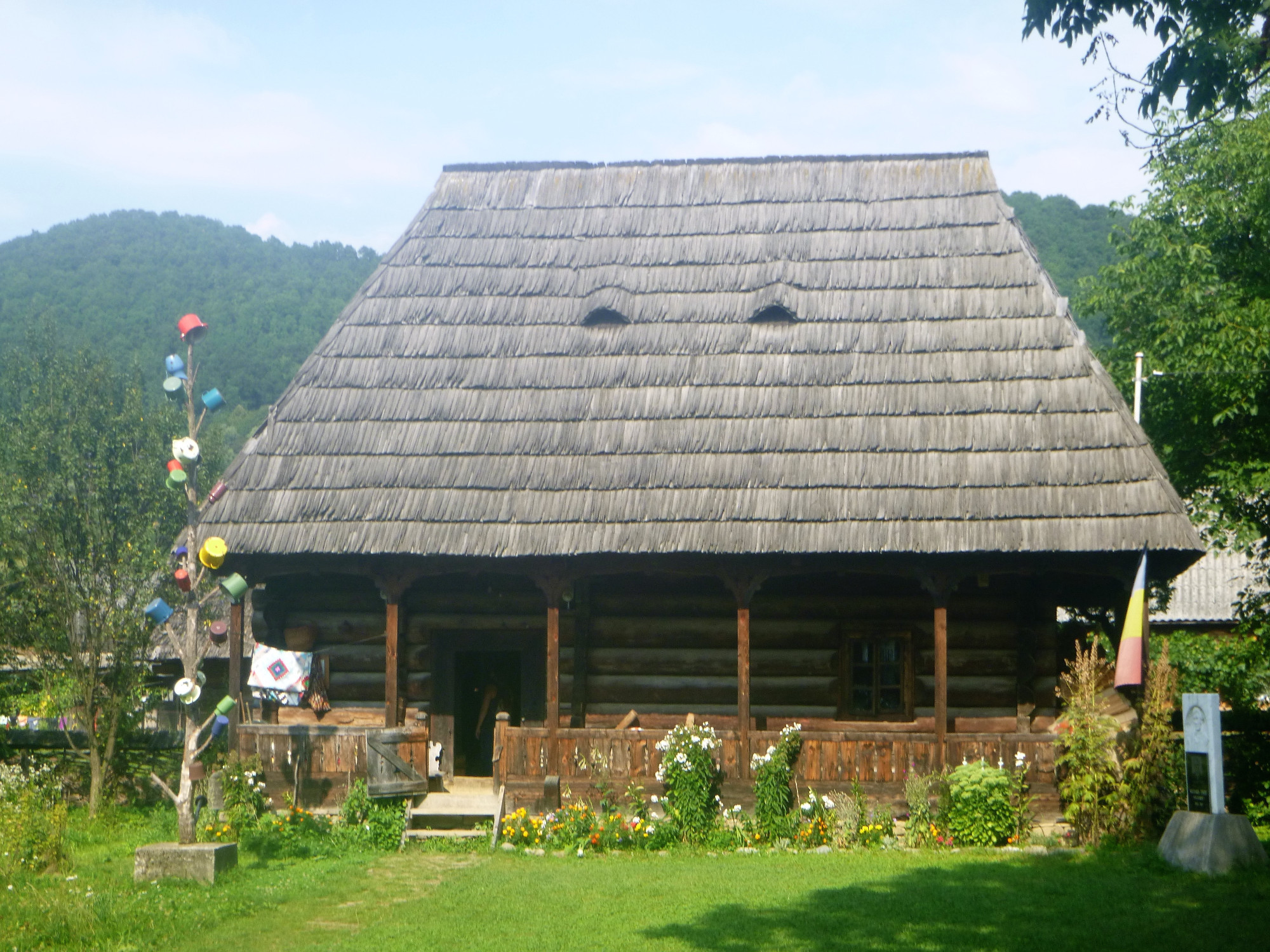 Dragomirești, Romania