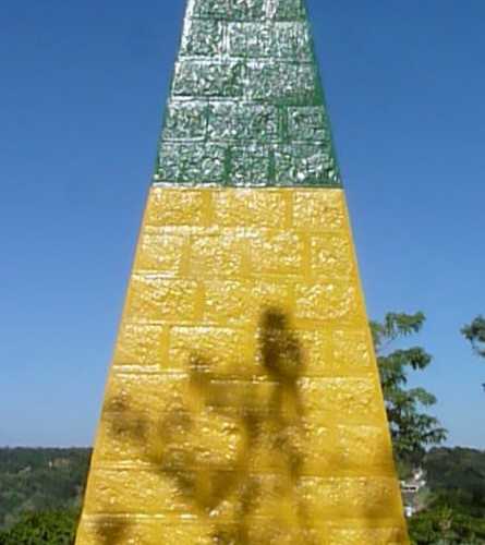 Brazil Monument 3 countries Border
