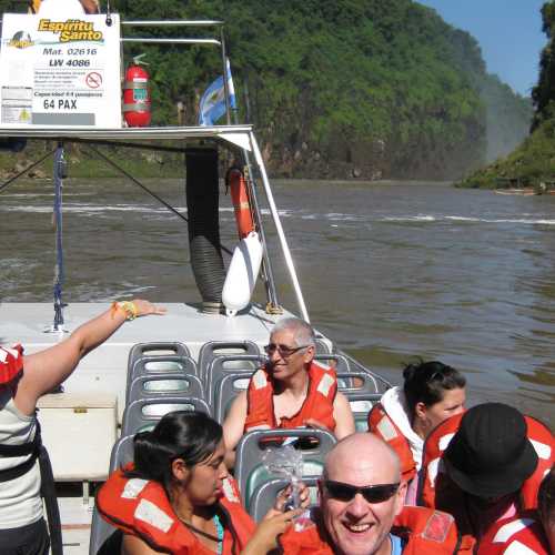 Boat Ride Foz falls Argentine Side