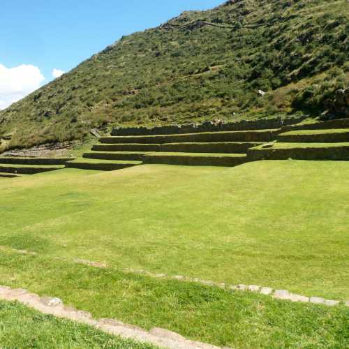 Tipon, Перу