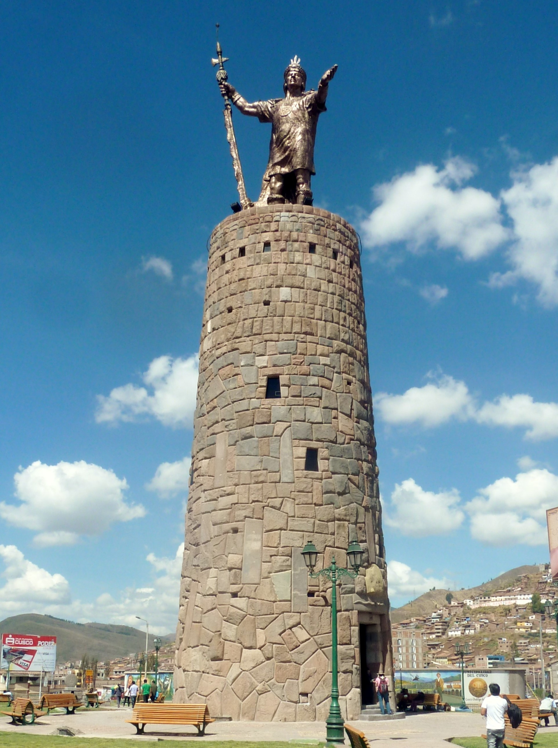 Monumento Inca Pachacutec