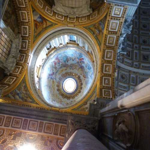 Smaller oval dome in St. Peter's Basilica
