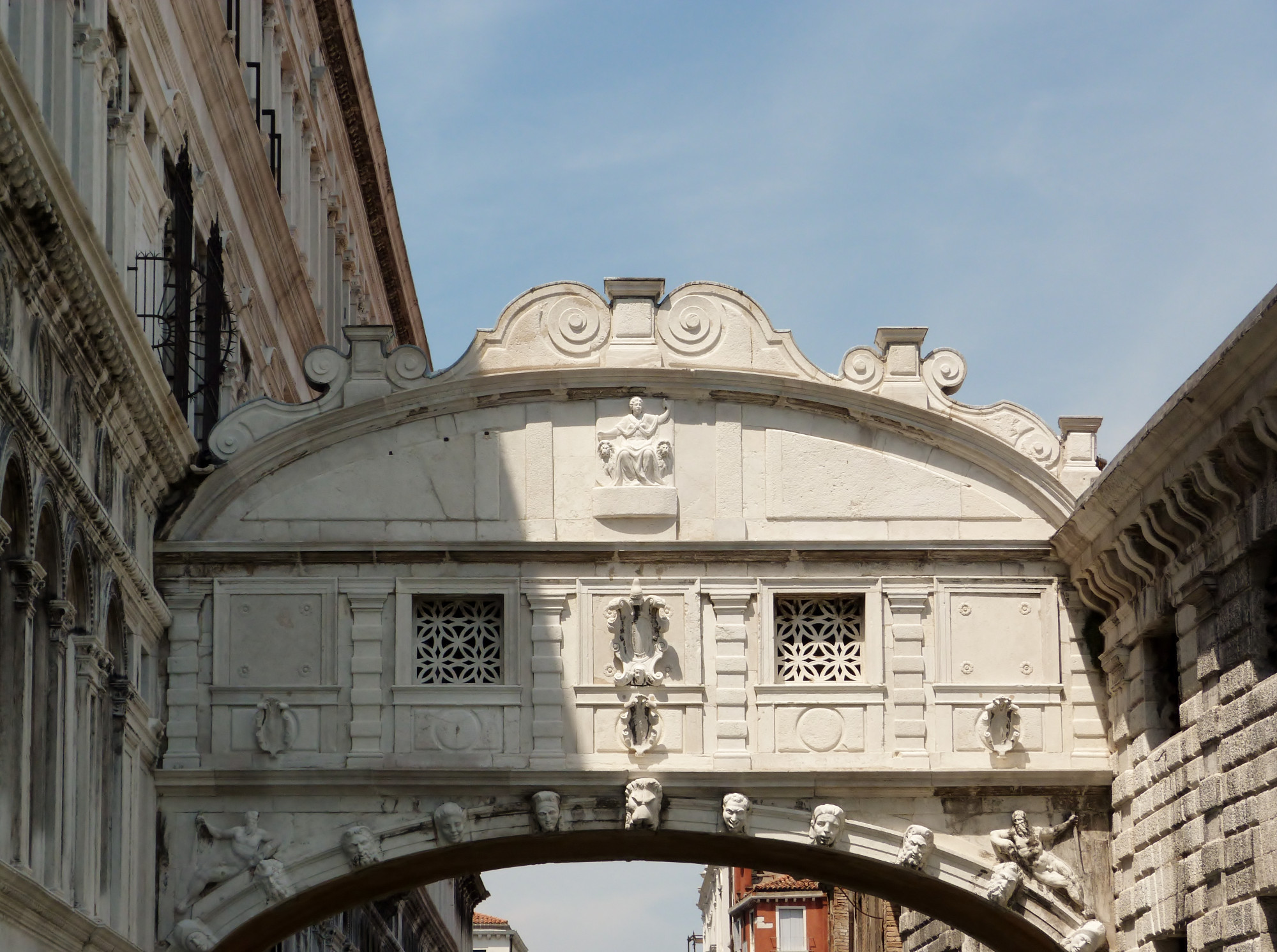 Bridge Of Sighs close up