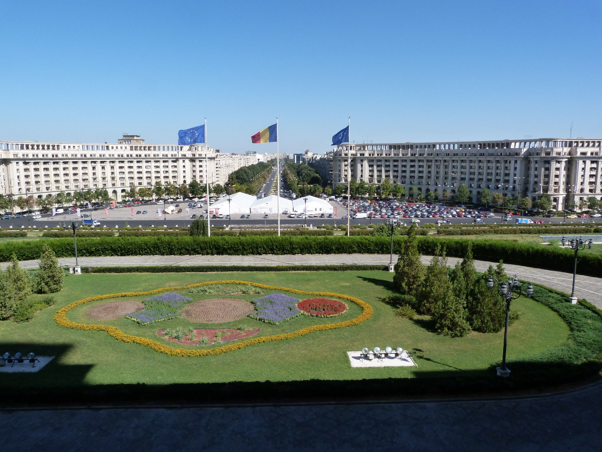 Peoples Palace, Румыния