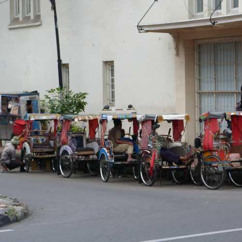 Cyclo-rickshaw