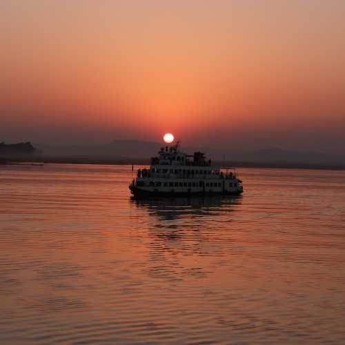 Bagan Port, Мьянма (Бирма)