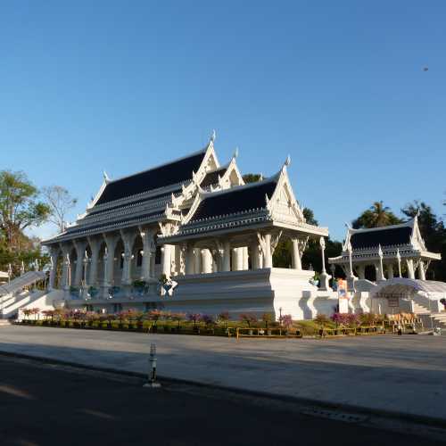 Wat Kaew Korawaram, Таиланд