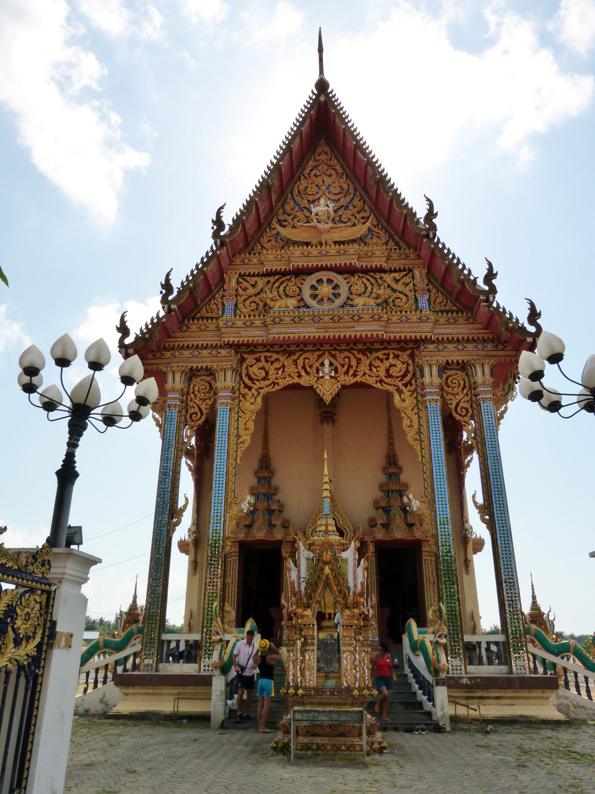 Wat Plai Laem, Таиланд