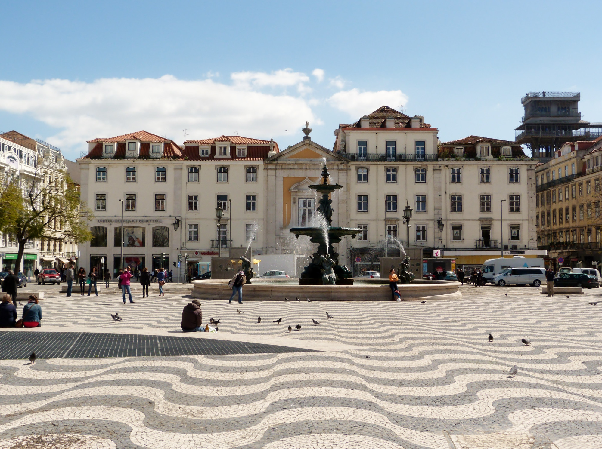Praça do Rossio (Lisbon's central Plaza)”