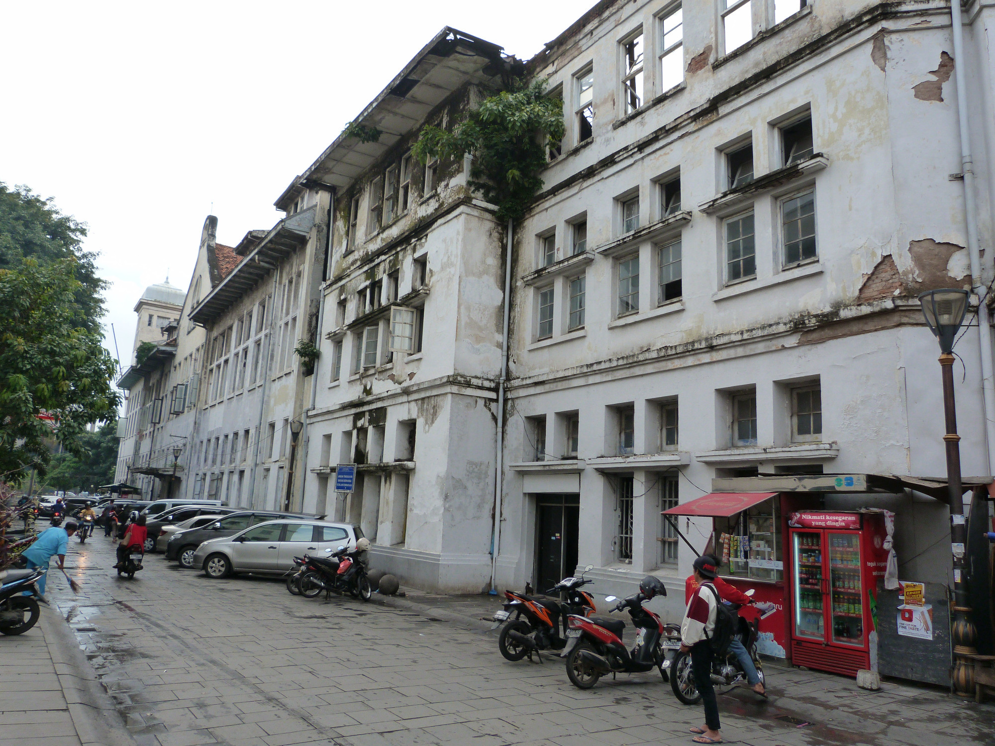 Kantor Pos Post Office, old Dutch colonial Centre