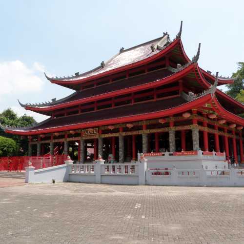 Sam Poo Kong Chinese Temple