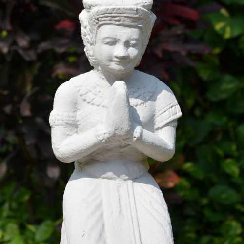 Khmer figure praying