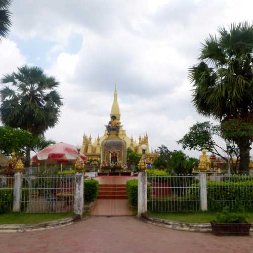 Pha That Luang (Pha Chedi Lokajulamani), Лаос