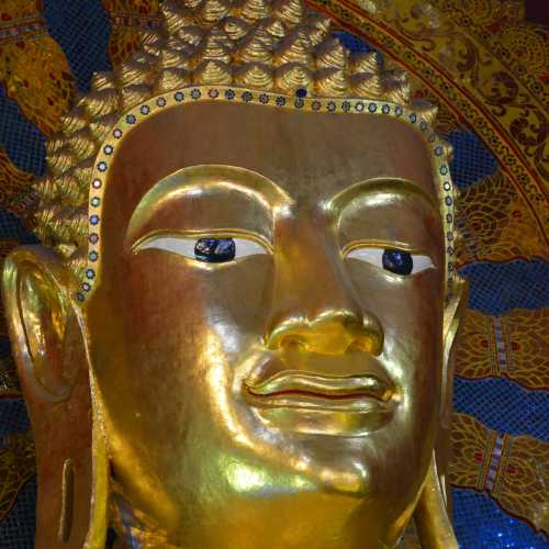 Buddha Close Up