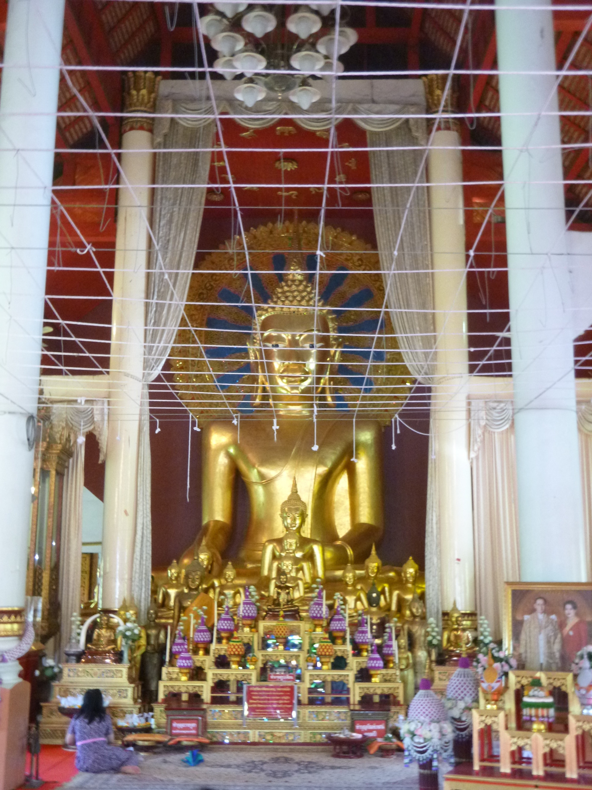 Large Golden Seated Buddha