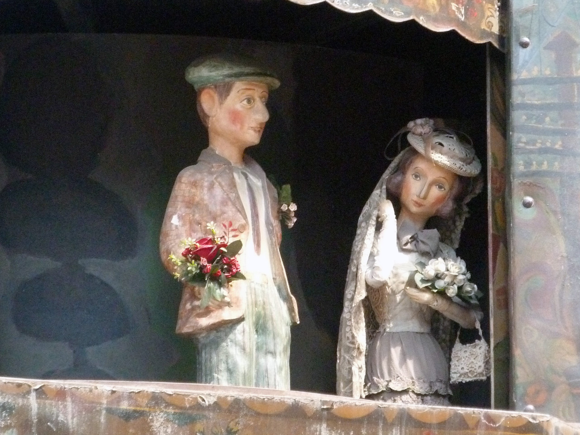 Marriage Puppet Clock figures