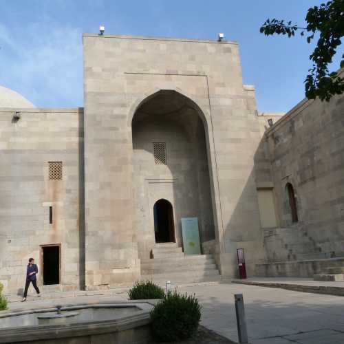 Palace of The Shirvanshahs<br/>
Art Museum