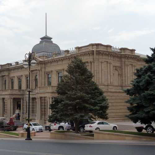 Azerbaijan State Museum of Art