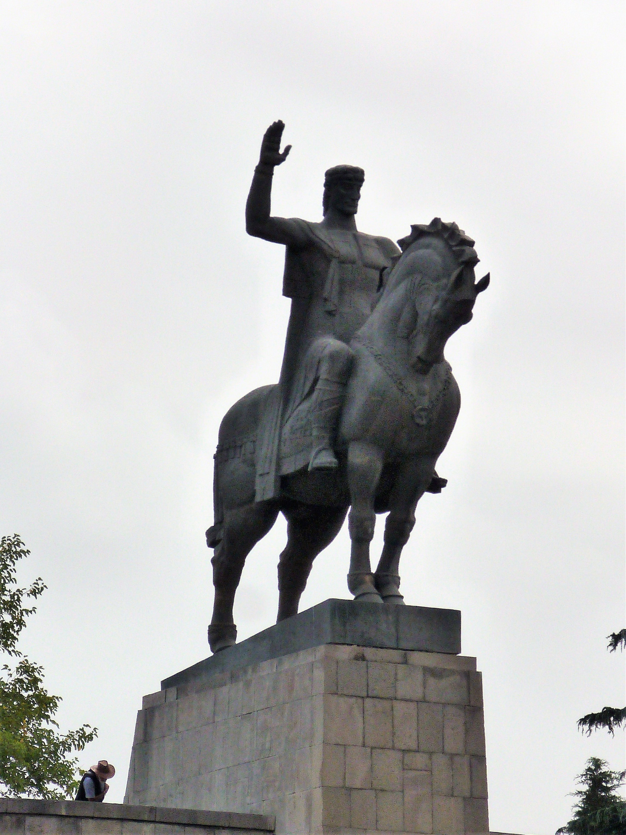 Statue of King Vakhtang Gorgasali