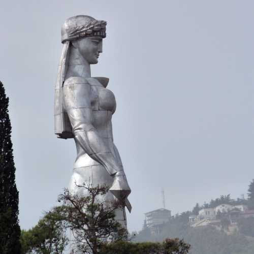 Kartlis Deda (Mother Georgia) Statue
