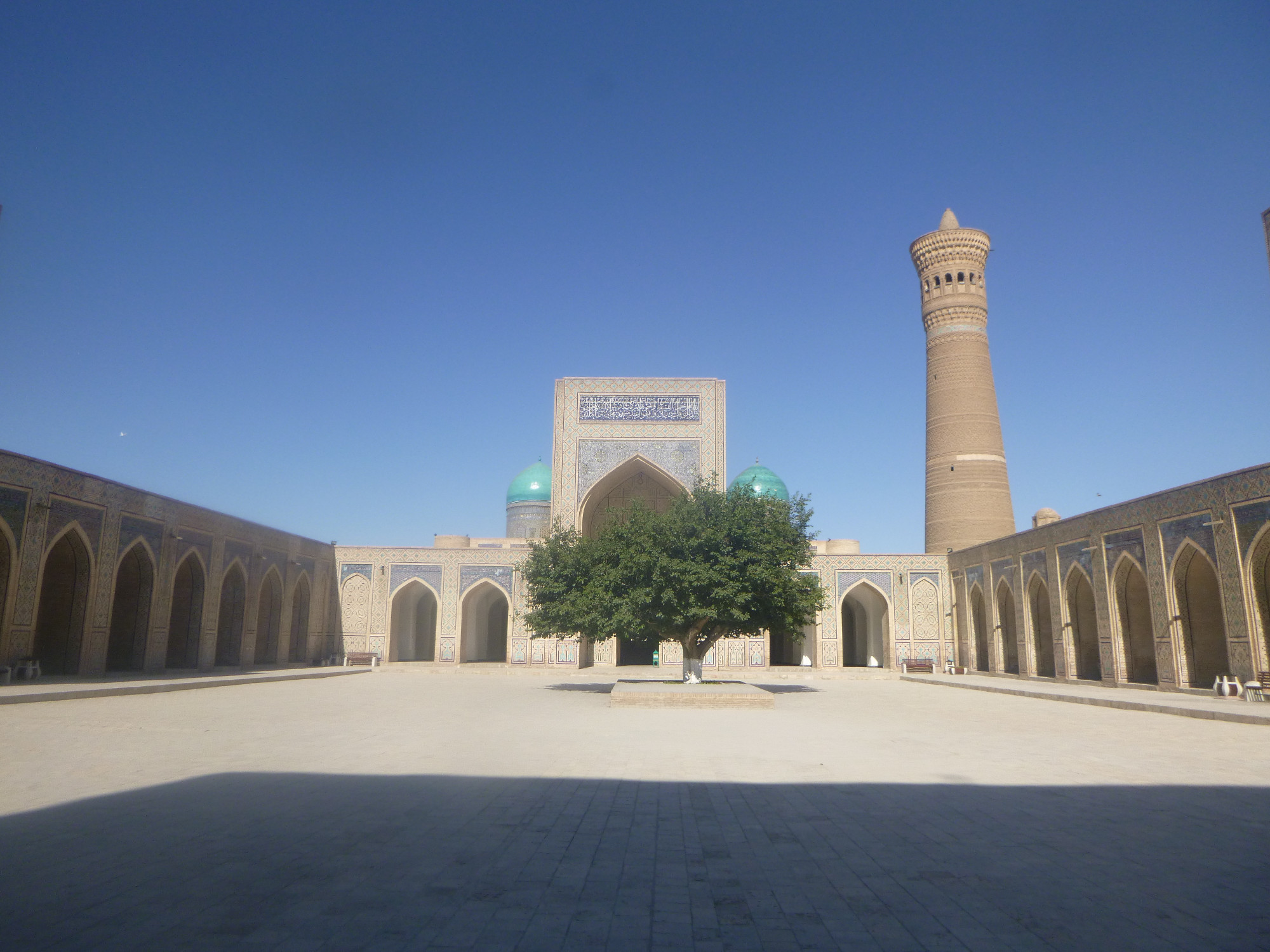 Masjidi Kalon<br/>
Mosque