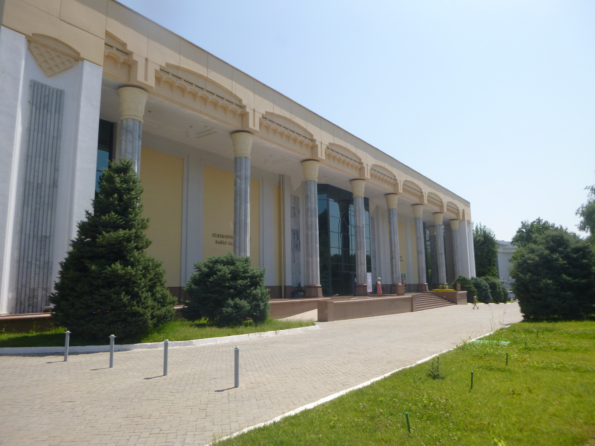 Mustaqillik Square, Узбекистан