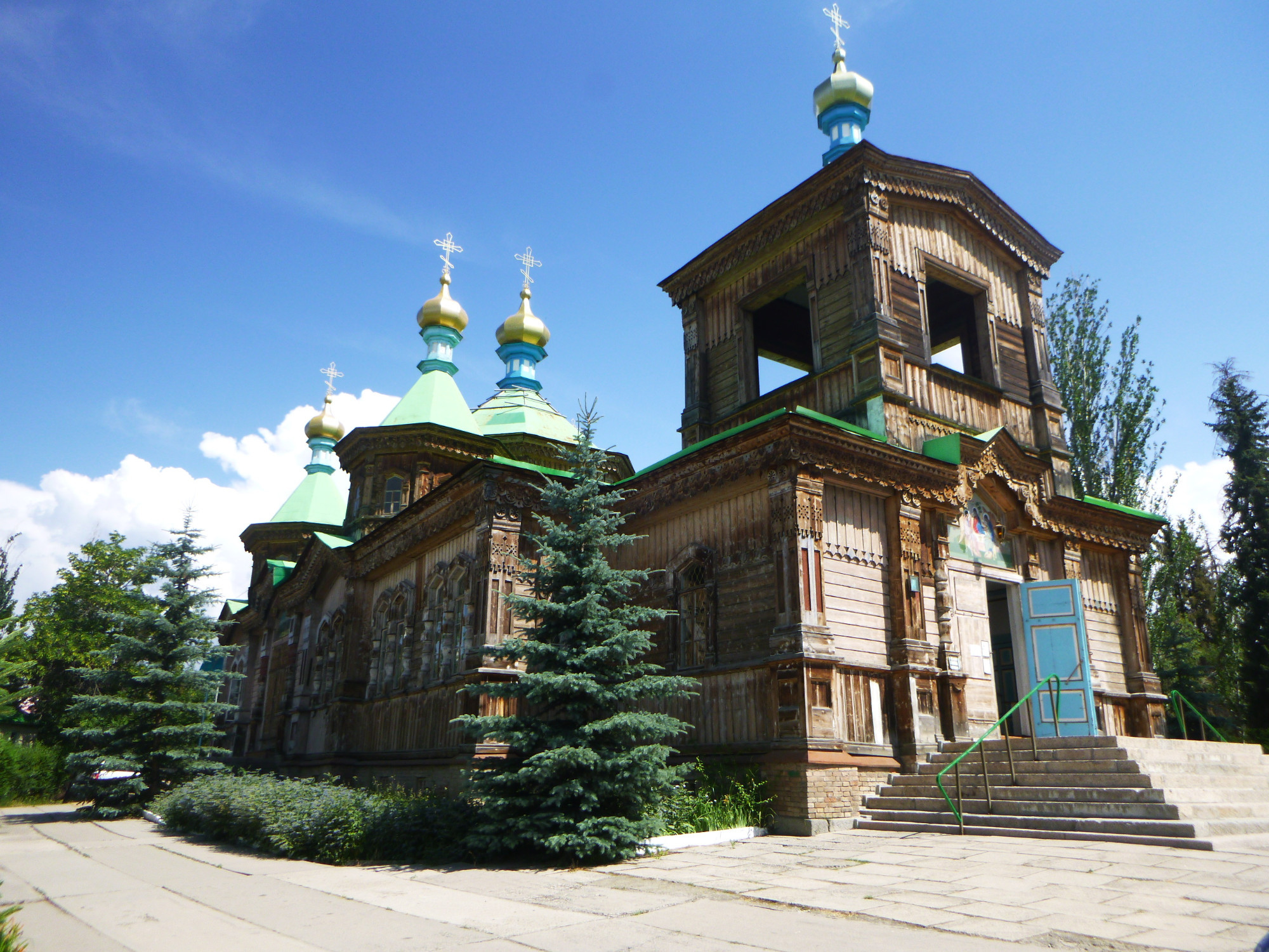 Holy Trinity Cathedral, Кыргызстан