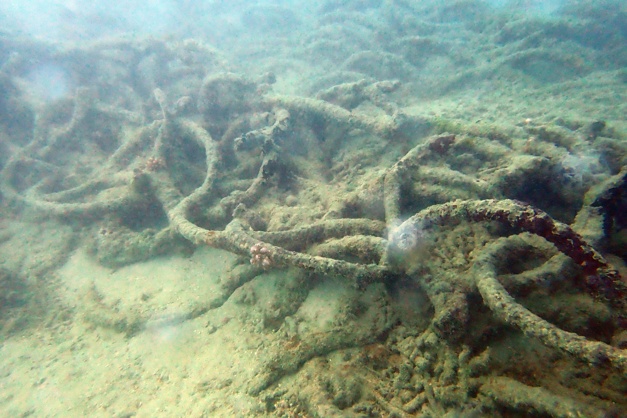 Submarine Nets, Вануату