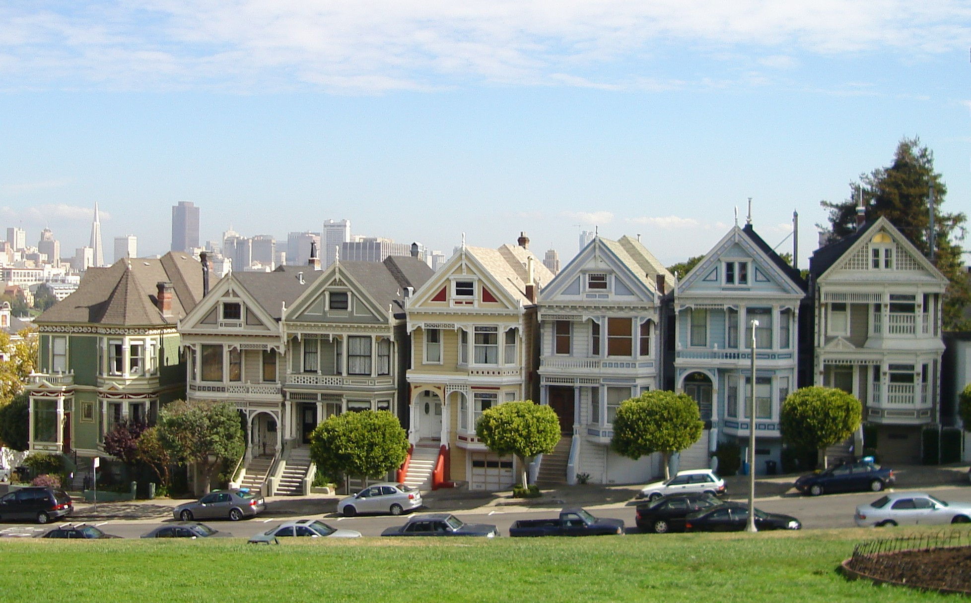 Alamo Square Victorian Row Houses 