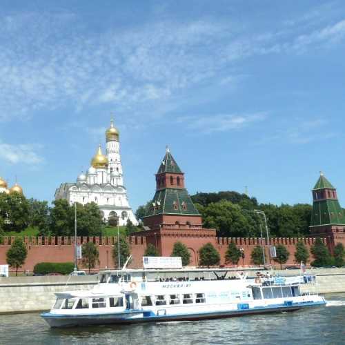 Prichal Kutuzovskiy & River Cruise, Russia