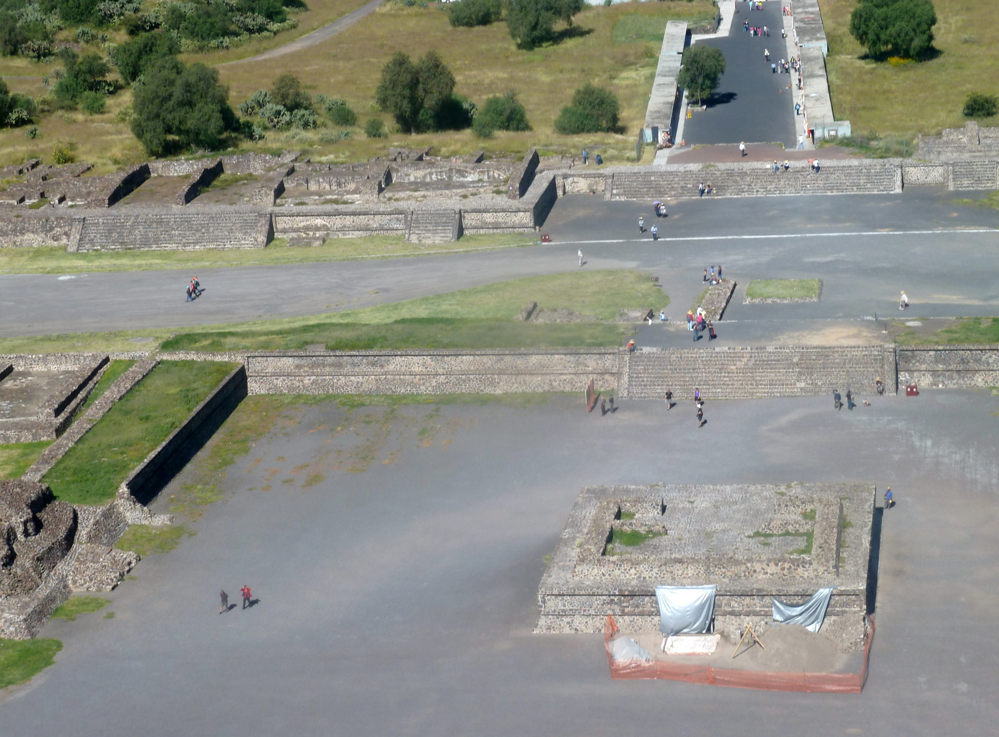 Plaza from top of Pyramid of the Sun